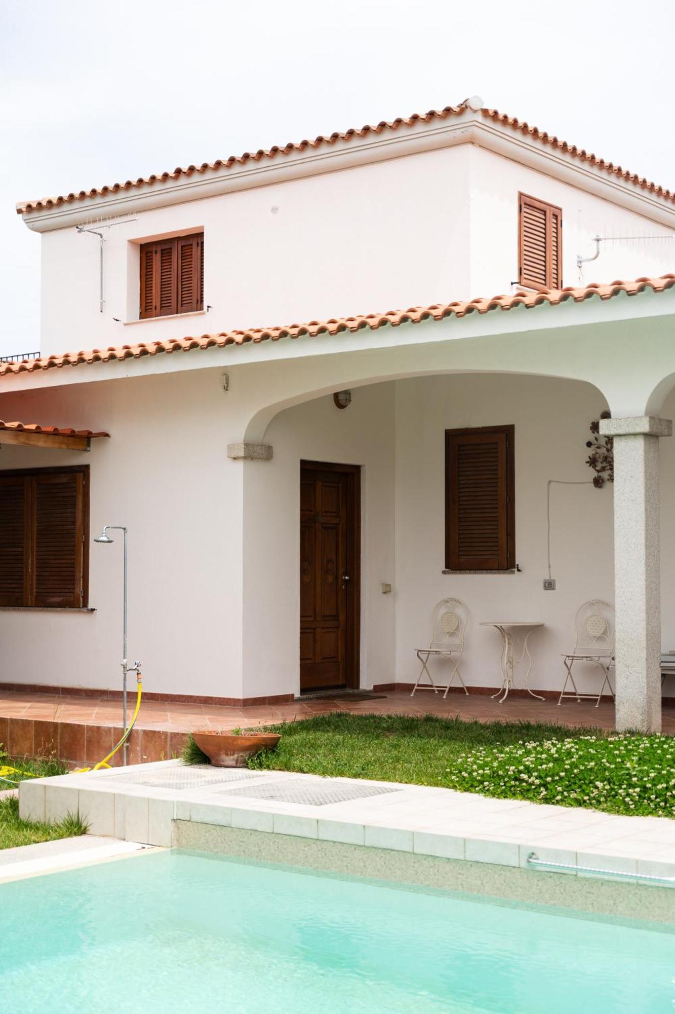 Mera House Posada  Esterno foto